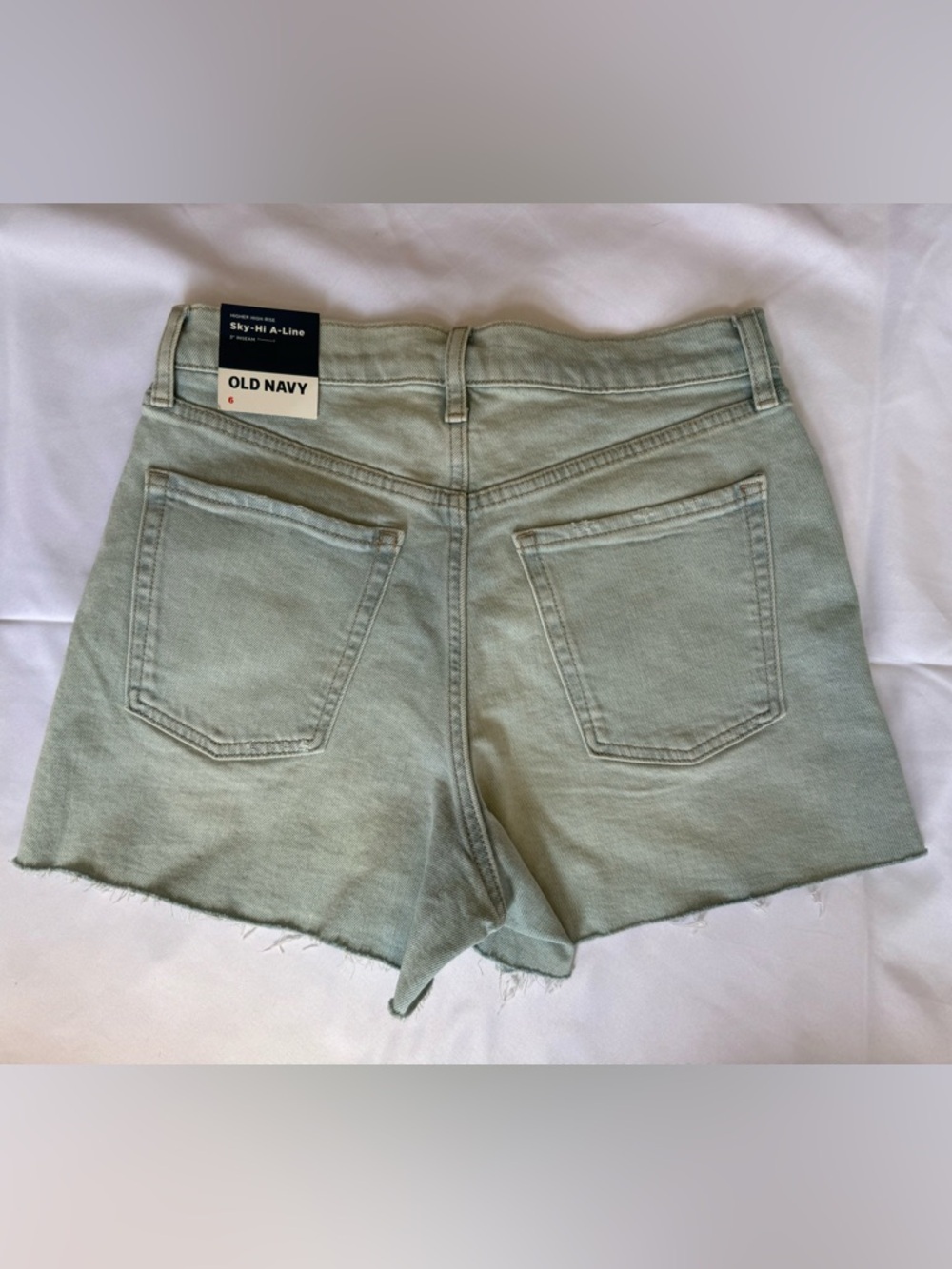Old Navy Sky-Hi A-Line High Rise Button Fly Light Wash Denim Shorts Size 6 - Picture 3 of 11